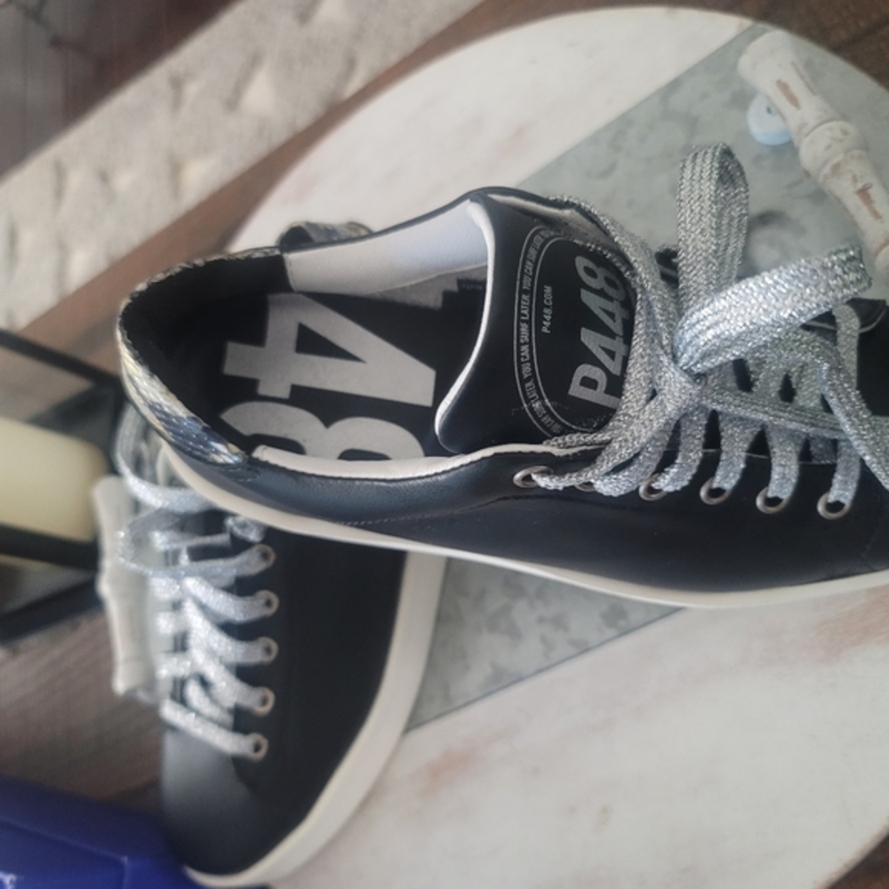 P448 Sneakera shoes